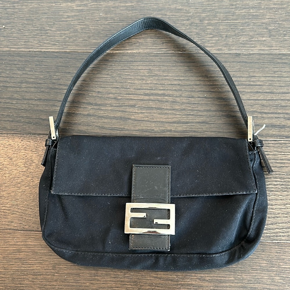 Vintage Fendi Baguette bag
